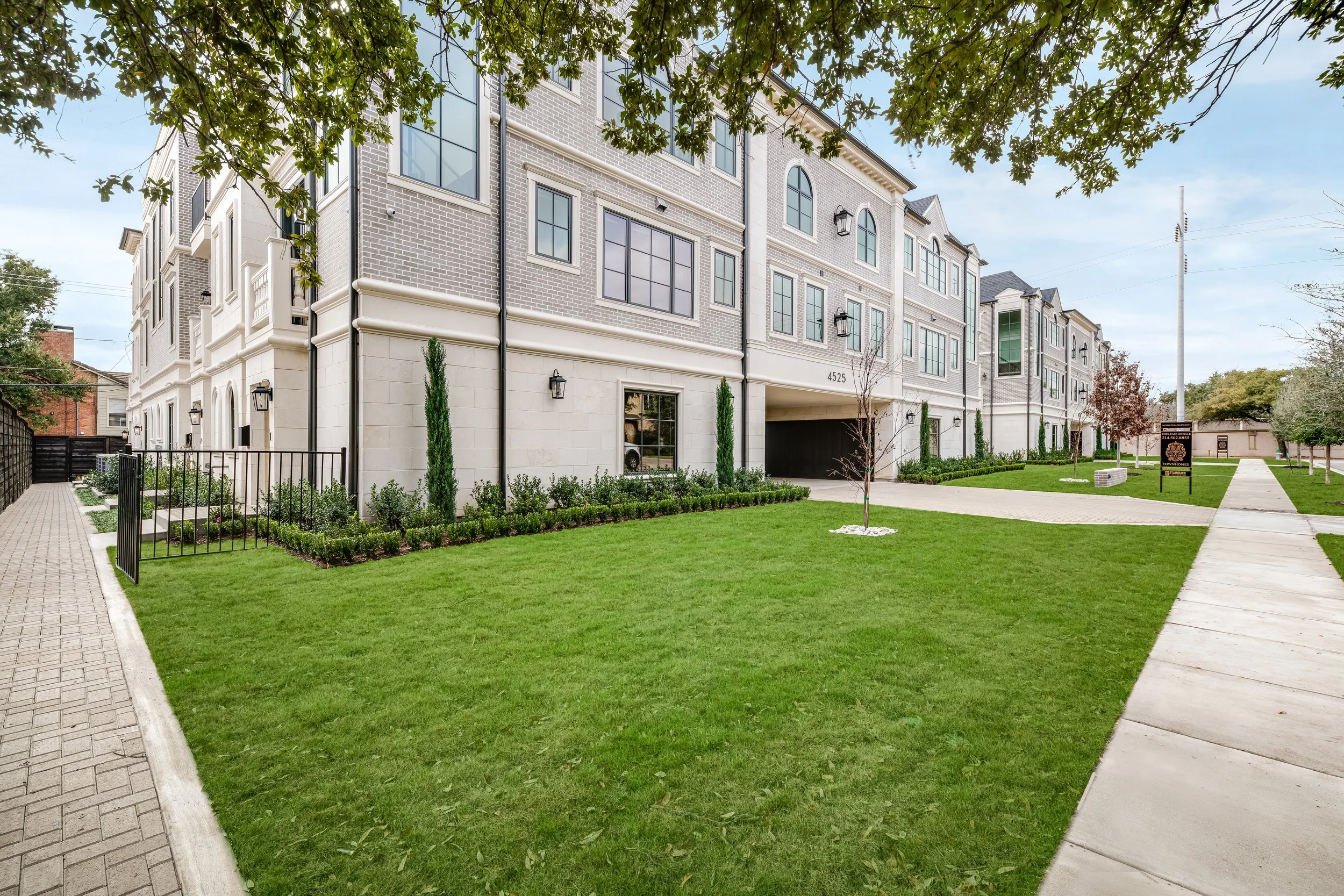 4525 Emerson Ave - Image 1